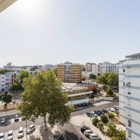 Lisbon Airport Suites * Lisbon