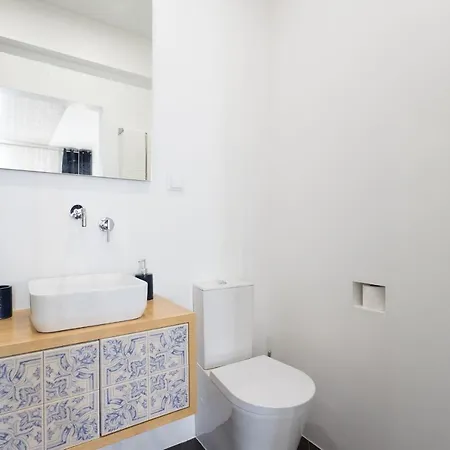 Apartment Lisbon Airport Suites